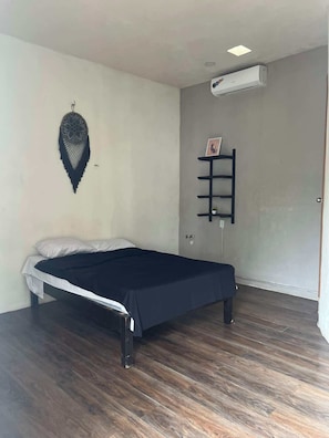 Comfort Double Room, 1 Double Bed | Free WiFi, bed sheets - Varuna (Tulum)