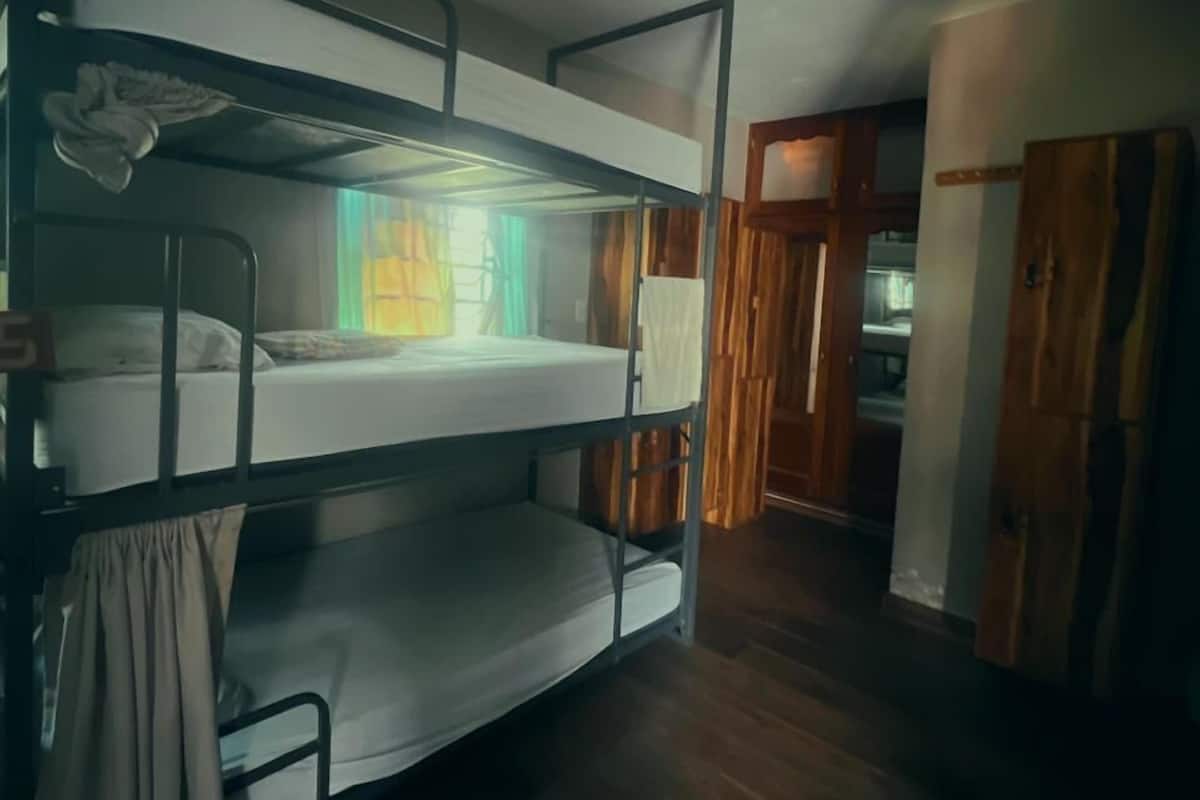 Habitación básica | Wifi gratis y ropa de cama