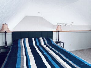 3 Schlafzimmer, Schreibtisch, Bügeleisen/Bügelbrett, kostenloses WLAN