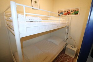 1 bedroom - Studio apartment in the heart of La Grande-Motte, a stone's throw from the beaches and the port (LA GRANDE MOTTE)