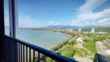 Dúplex Comfort, 2 dormitoris, vistes al mar, cantonada | Balcó