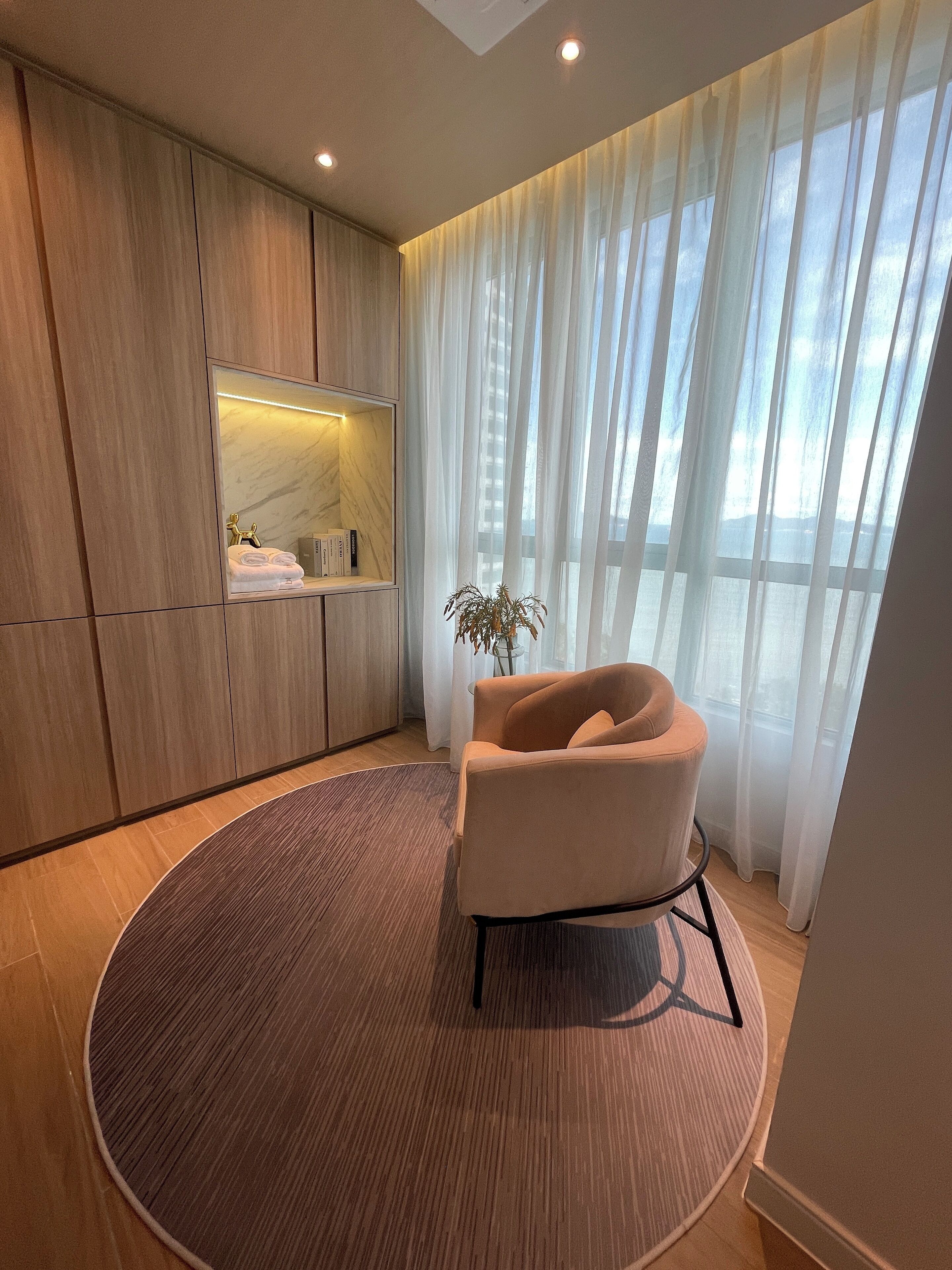 Room amenity