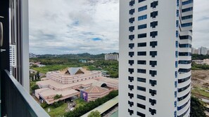 Superior Studio Suite, 1 Queen Bed, Balcony, City View | Balcony view