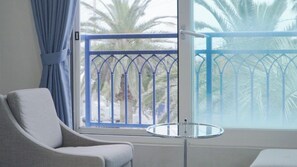 Standard Single Room, 1 Double Bed, Non Smoking, Partial Sea View | Premium bedding, blackout drapes, free WiFi - Sweet Stay (Seogwipo)