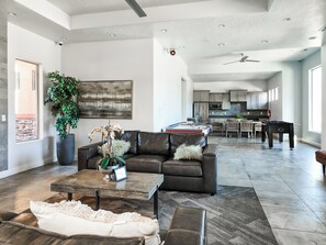 Smart-tv, kontor och datorskärmar