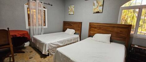 3 bedrooms, WiFi, bed sheets