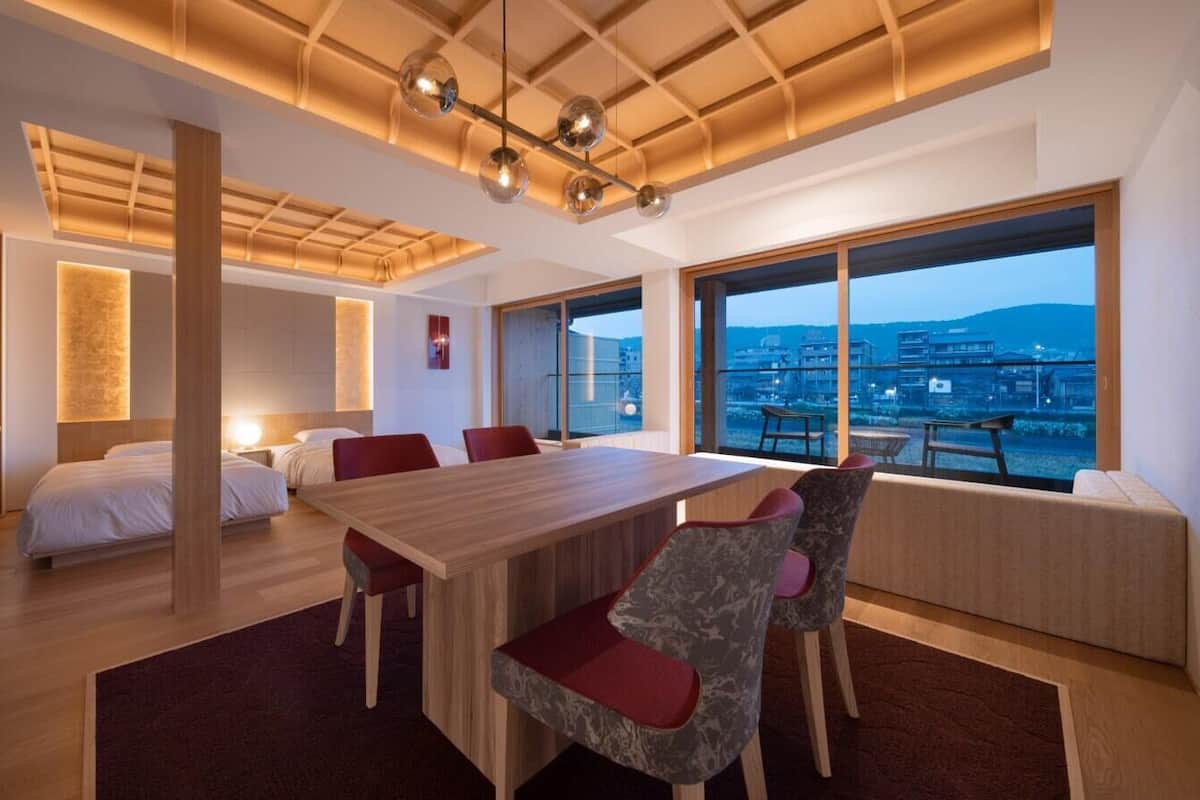 Premier Twin Room, Lounge access,Non-Smoking
