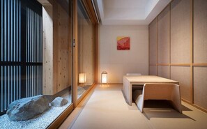 Deluxe Twin Room, Lounge access,Non-Smoking
