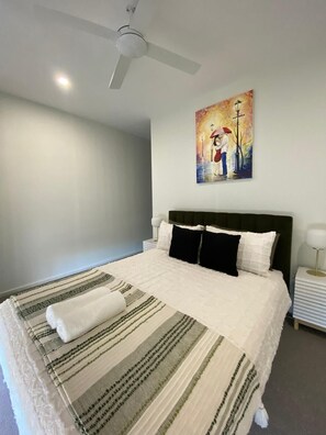 1 camera, una scrivania, ferro/asse da stiro, Wi-Fi gratuito