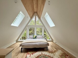 3 Schlafzimmer, Schreibtisch, Bügeleisen/Bügelbrett, kostenloses WLAN