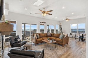 Smart TV, fireplace, video games