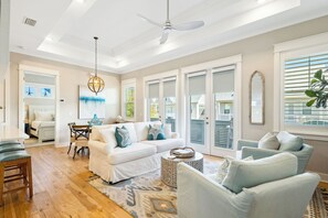 TV - Clean Livin by Stay on 30a (Inlet Beach)