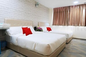Room - Star Romantic Hotel (Simpang Kanan)