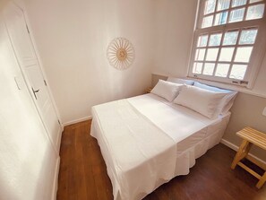 Chambre Standard double ou avec lits jumeaux | Accès au Wi-Fi (inclus)