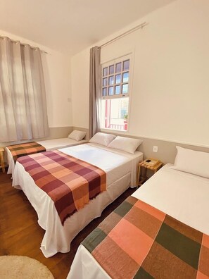 Free WiFi - Pousada Flores do Farol (Salvador)