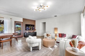 تلفزيون ذكي