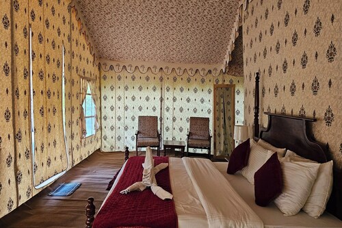 Divya Kumbh Retreat Powered By Blusalzz