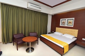 Desk, free WiFi, bed sheets - Hotel Udupi Residency near Shri Krishna Mata, Udupi (Udupi)