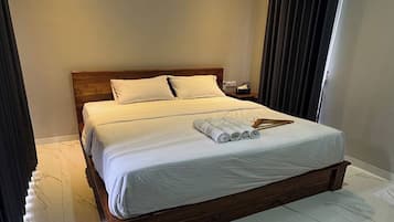 Kamar Double | Meja kerja, Wi-Fi gratis, dan seprai linen