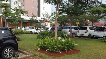 Bãi đậu xe tự phục vụ miễn phí