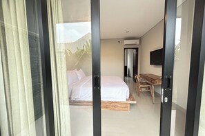 Skrivebord, lydisolering, gratis Wi-Fi, sengetøj