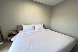 Escritorio, insonorización, wifi gratis y ropa de cama 