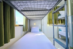 Shared Dormitory, Mixed Dorm