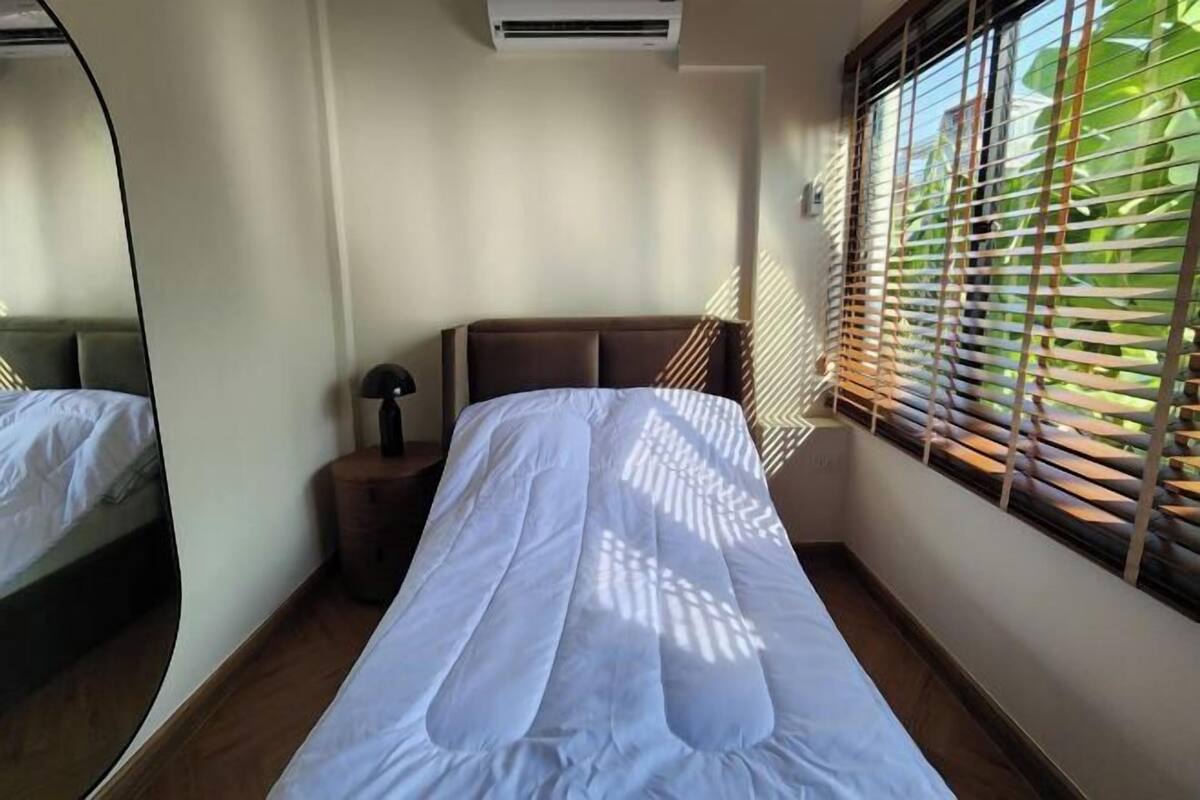 1 chambre, bureau, fer et planche à repasser, Wi-Fi gratuit