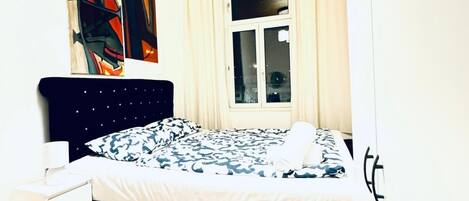 1 室のベッドルーム、ベッドシーツ