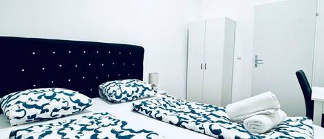 5 間睡房、Wi-Fi、床單