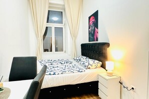 1 bedroom, desk, WiFi, bed sheets