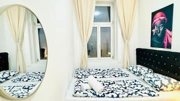 1 Schlafzimmer, Schreibtisch, WLAN, Bettwäsche