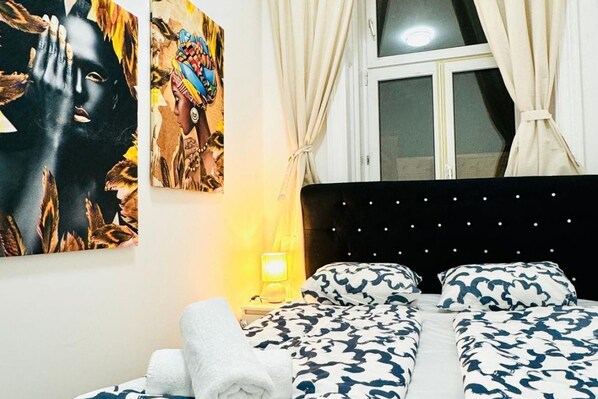 1 غرفة نوم ومكتب وواي فاي وملاءات أسرّة