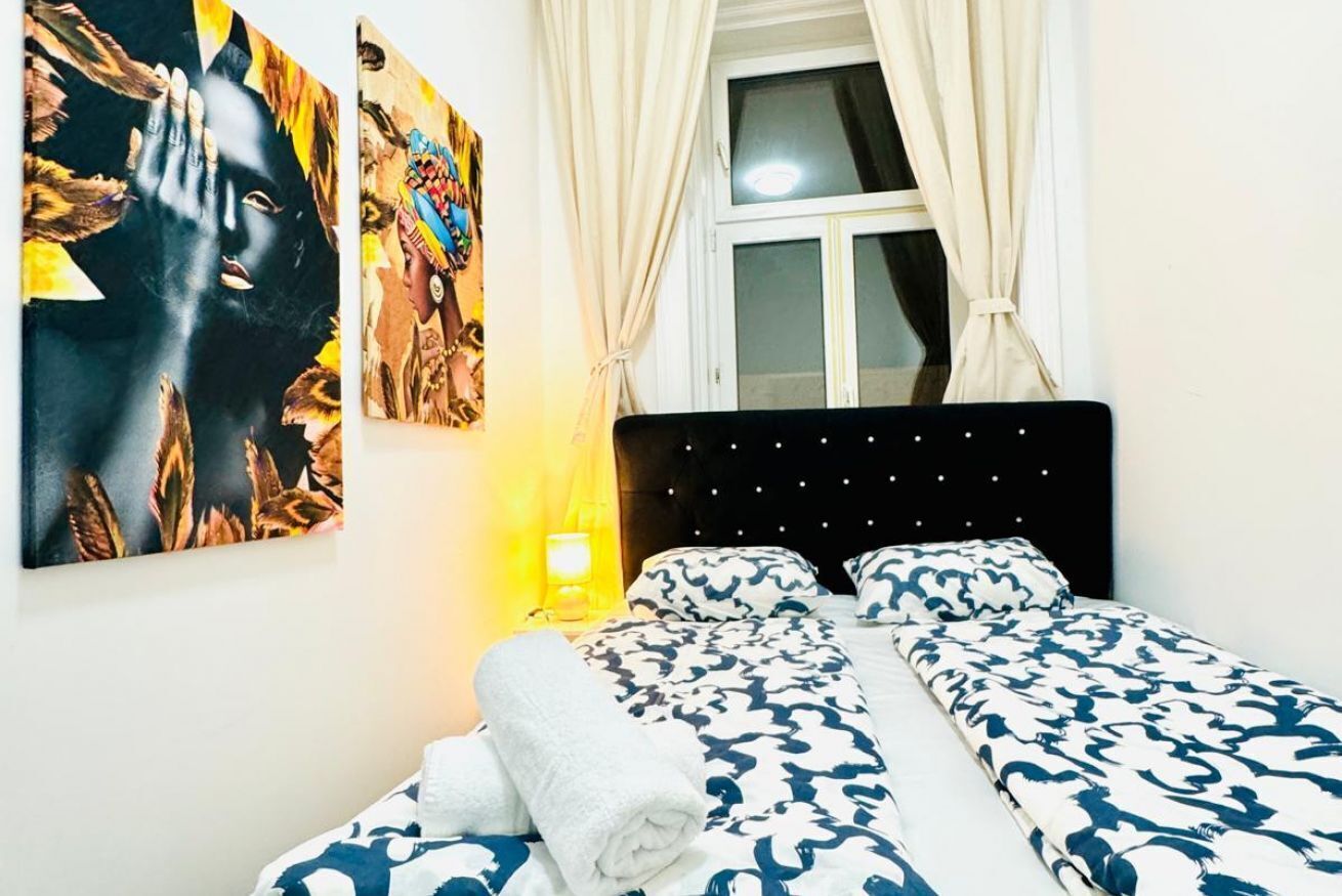 1 間睡房、書桌、Wi-Fi、床單