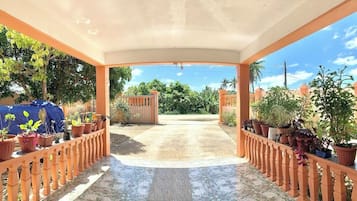 Fachada da propriedade