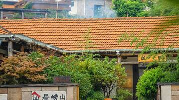 住宿正面