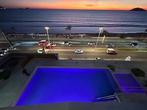 Piscine extérieure, piscine chauffée