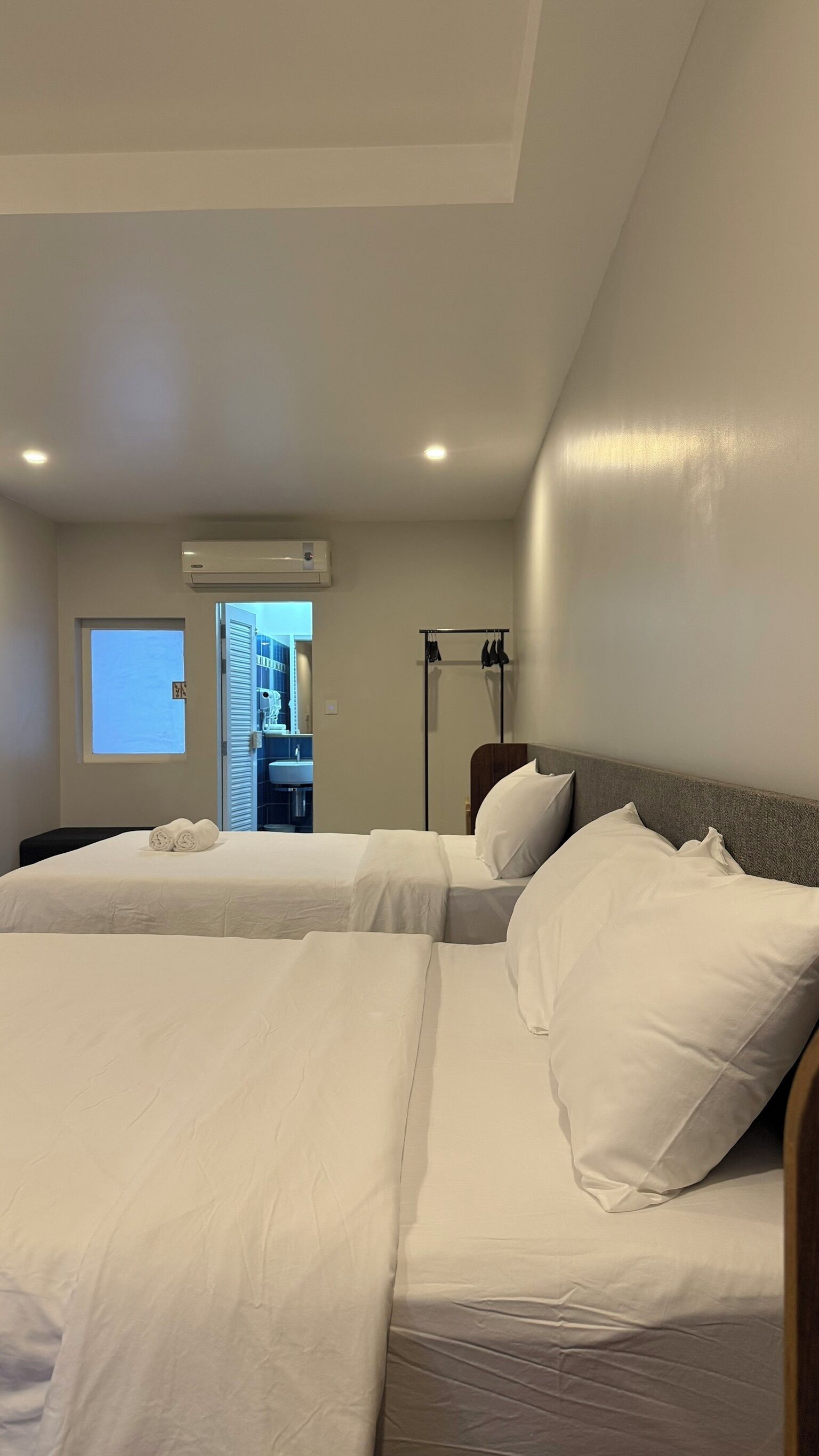 Quadruple Room | Free WiFi, bed sheets