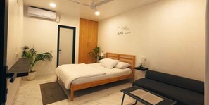 4 chambres, fer et planche à repasser, Wi-Fi, draps fournis