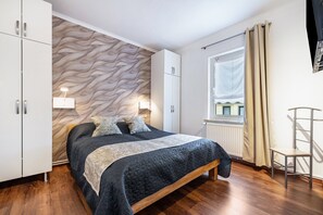 1 quarto, Wi-Fi de cortesia, roupa de cama