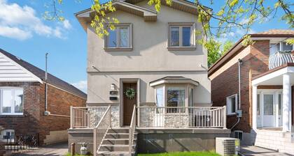 Luxurious 5BR-4WR Home in Downtown Toronto – Modern, Spacious & Cozy Retreat!