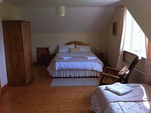 6 chambres, fer et planche Ă repasser, Wi-Fi, literie fournie
