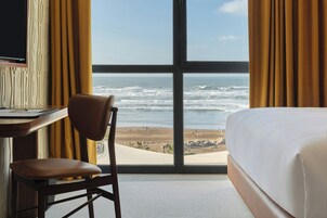 Premium bedding, minibar, in-room safe, desk