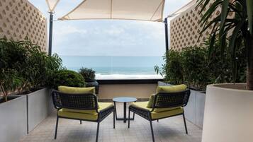 Deluxe Room, 1 Queen Bed, Terrace | View from room