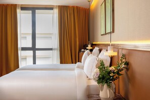 Coffres-forts dans les chambres, bureau, rideaux occultants