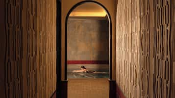 Piscine couverte