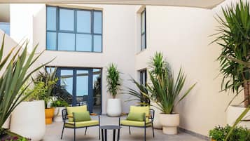 In-room safe, desk, blackout curtains, free WiFi