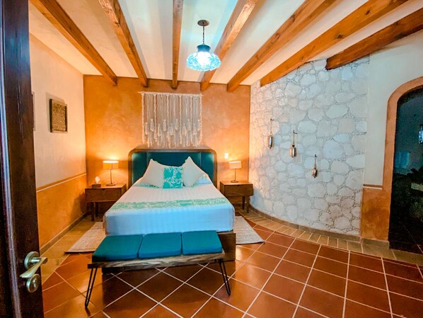 9 bedrooms, WiFi, bed sheets