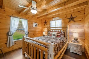 2 bedrooms, iron/ironing board, travel crib, free WiFi