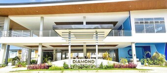 New Cozy 4BR near Davao Airport BeSTAYcation for Family/Group upto 14